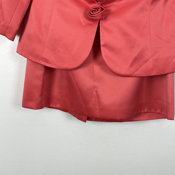 Adrianna Papell Occasion two piece skirt suit satin look front hook closure 8 - Picture 2 of 10